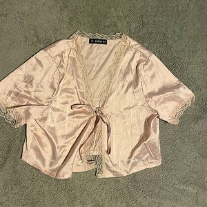 light pink tie silk blouse!! 
size: XS
condition: brand new